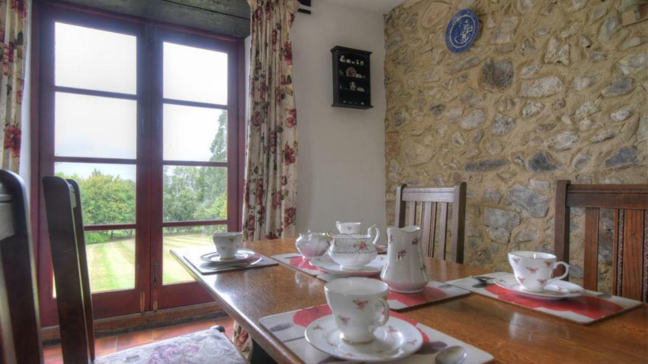 Rose Cottage Musbury Eksteriør billede